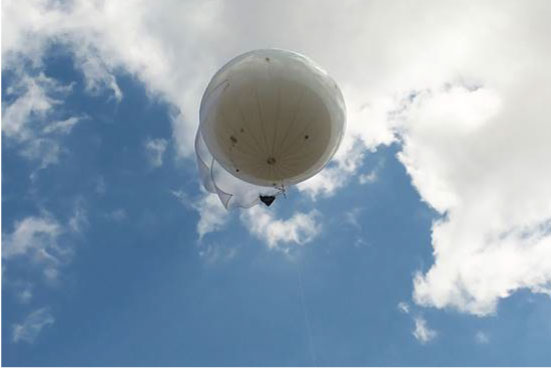 5-m-rc-blimp-high-in-the-sky